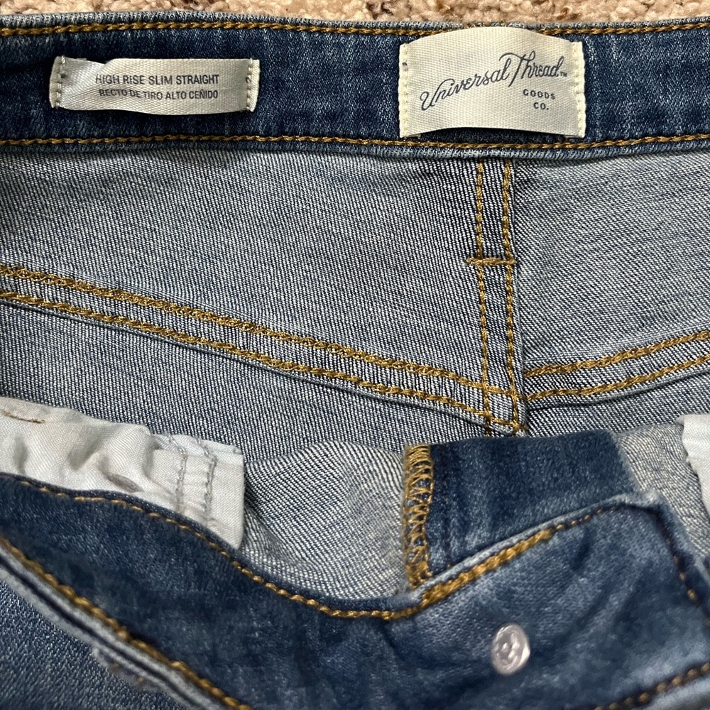 Universal Thread Women’s High-Rise Slim Straight Jeans Size 10 Dark & Light Wash - Picture 12 of 13